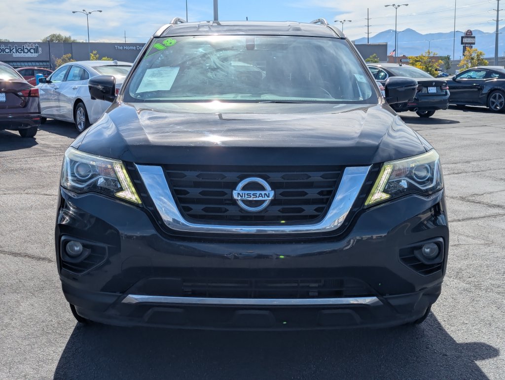 Used 2018 Nissan Pathfinder SL w/ Cargo Package FWD image 10