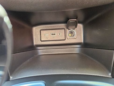Used 2022 Chevrolet Equinox LT AWD/4WD image 32
