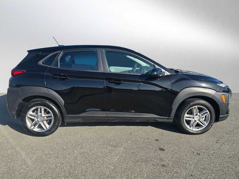 Used 2019 Hyundai Kona SE image 2