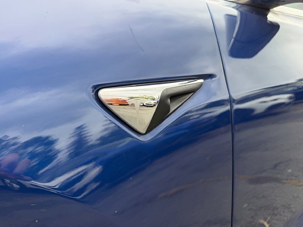 Used 2019 Tesla Model 3 Long Range AWD/4WD image 9