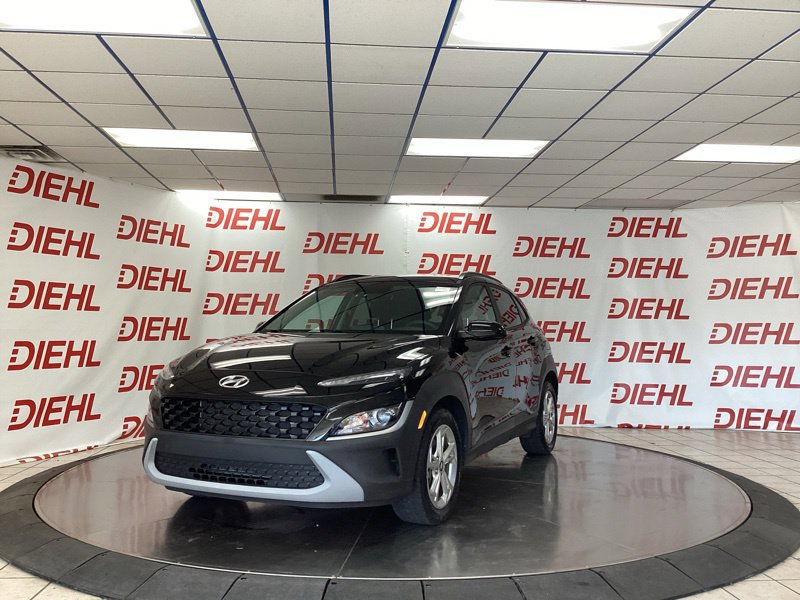Used 2023 Hyundai Kona SEL w/ Cargo Package AWD/4WD image 3