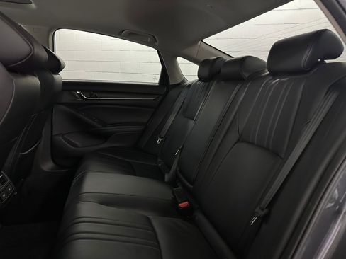 Certified 2022 Honda Accord Touring image 37