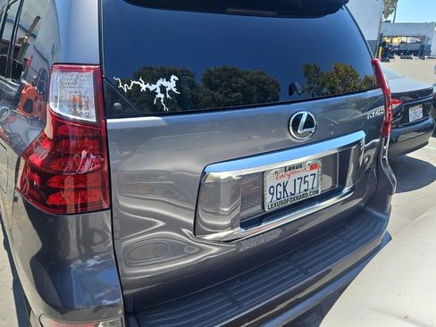Used 2021 Lexus GX 460 Luxury w/ Sport Design Package AWD/4WD image 6
