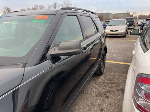 Used 2013 Ford Explorer 4WD w/ Class III Trailer Tow Pkg image 7