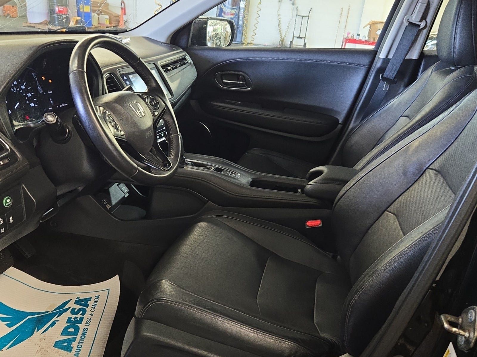 Used 2020 Honda HR-V Touring image 10