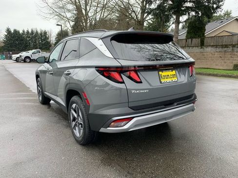 New 2026 Hyundai Tucson SEL image 3