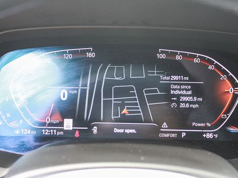 Used 2023 BMW X5 sDrive40i w/ M Sport Package RWD image 23