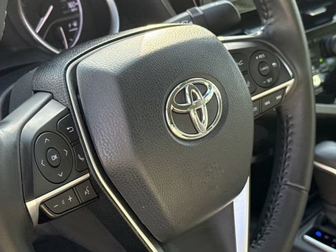 Used 2023 Toyota Camry XLE FWD image 19
