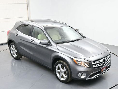 Used 2020 Mercedes-Benz GLA 250 4MATIC image 34