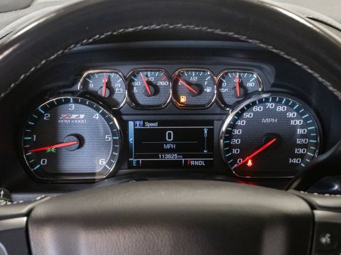 Used 2017 Chevrolet Silverado 1500 LTZ Z71 w/ Midnight Edition AWD/4WD image 13