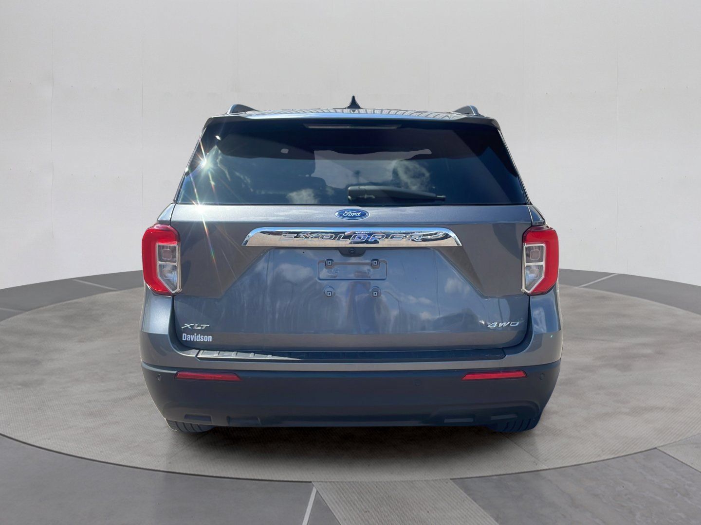 Certified 2023 Ford Explorer XLT AWD/4WD image 6