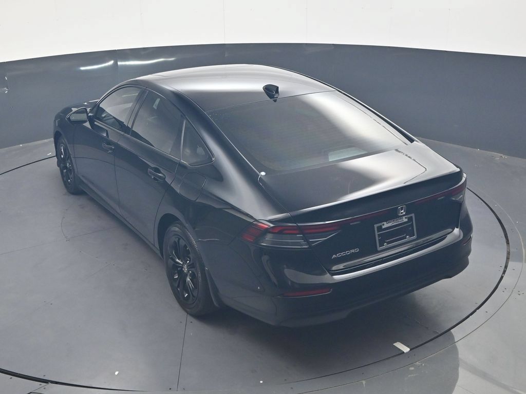 Used 2025 Honda Accord SE image 20
