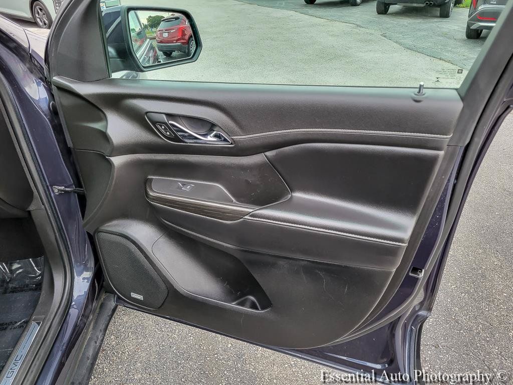 Used 2019 GMC Acadia SLT FWD image 32