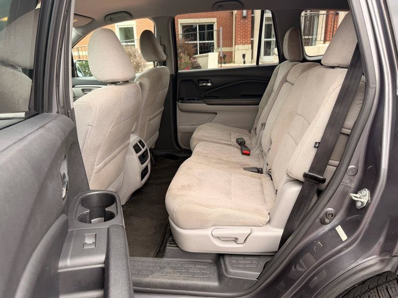 Used 2016 Honda Pilot EX image 16