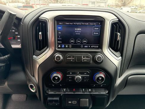 Used 2021 Chevrolet Silverado 3500 LT w/ Convenience Package image 15