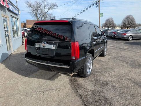 Used 2014 Cadillac Escalade Premium image 10