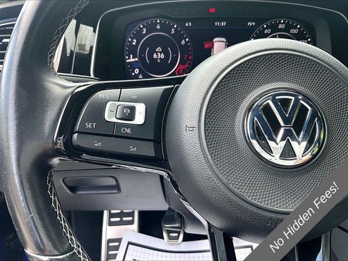 Used 2018 Volkswagen Golf R 4-Door AWD/4WD image 16
