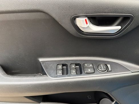 Used 2021 Kia Rio S image 10