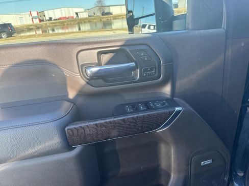 Used 2022 GMC Sierra 2500 Denali w/ Denali Ultimate Package image 7