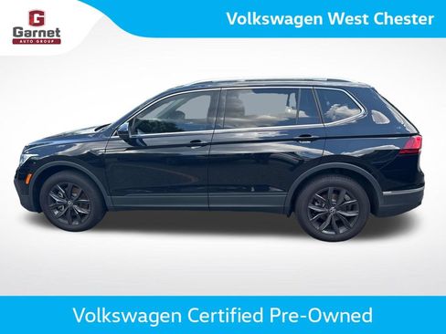Certified 2024 Volkswagen Tiguan SE AWD/4WD image 2