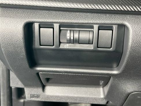 Used 2024 Subaru Crosstrek 2.0i AWD/4WD image 11