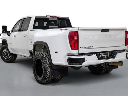Used 2023 Chevrolet Silverado 3500 LTZ w/ LTZ Plus Package AWD/4WD image 9