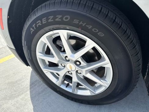 Used 2023 Chevrolet Equinox LT FWD image 27