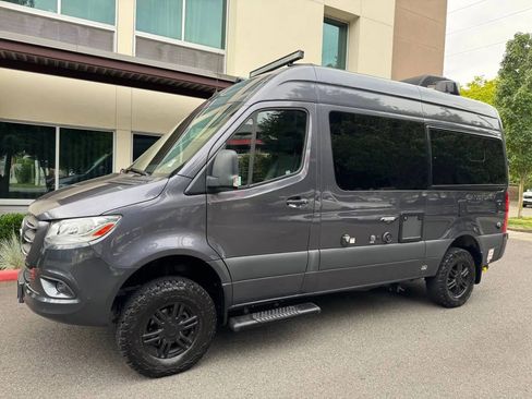 Used 2022 Mercedes-Benz Sprinter 2500 image 5