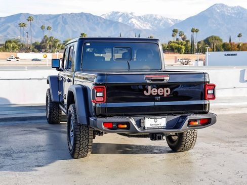 New 2026 Jeep Gladiator Mojave image 7