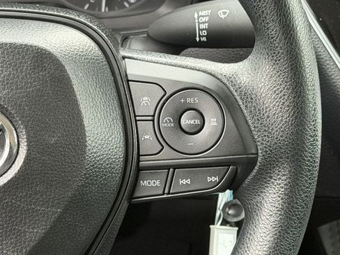 Certified 2025 Toyota Corolla LE FWD image 15