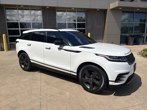Used 2020 Land Rover Range Rover Velar R-Dynamic S AWD/4WD image 2