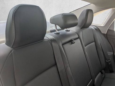 Used 2019 Volkswagen Jetta SEL FWD image 18