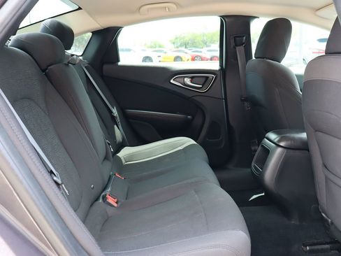 Used 2015 Chrysler 200 Limited w/ Spring Special Group FWD image 27