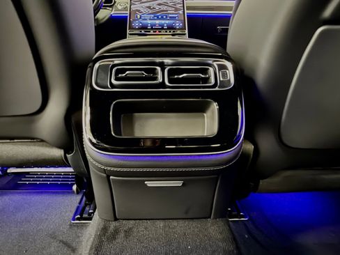 Used 2024 Mercedes-Benz S 580 4MATIC Sedan image 35