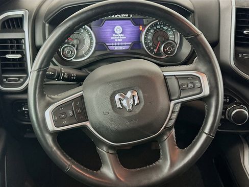 Used 2022 RAM 1500 Big Horn AWD/4WD image 18