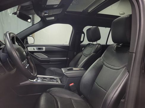 Used 2020 Ford Explorer ST w/ Premium Technology Package AWD/4WD image 16
