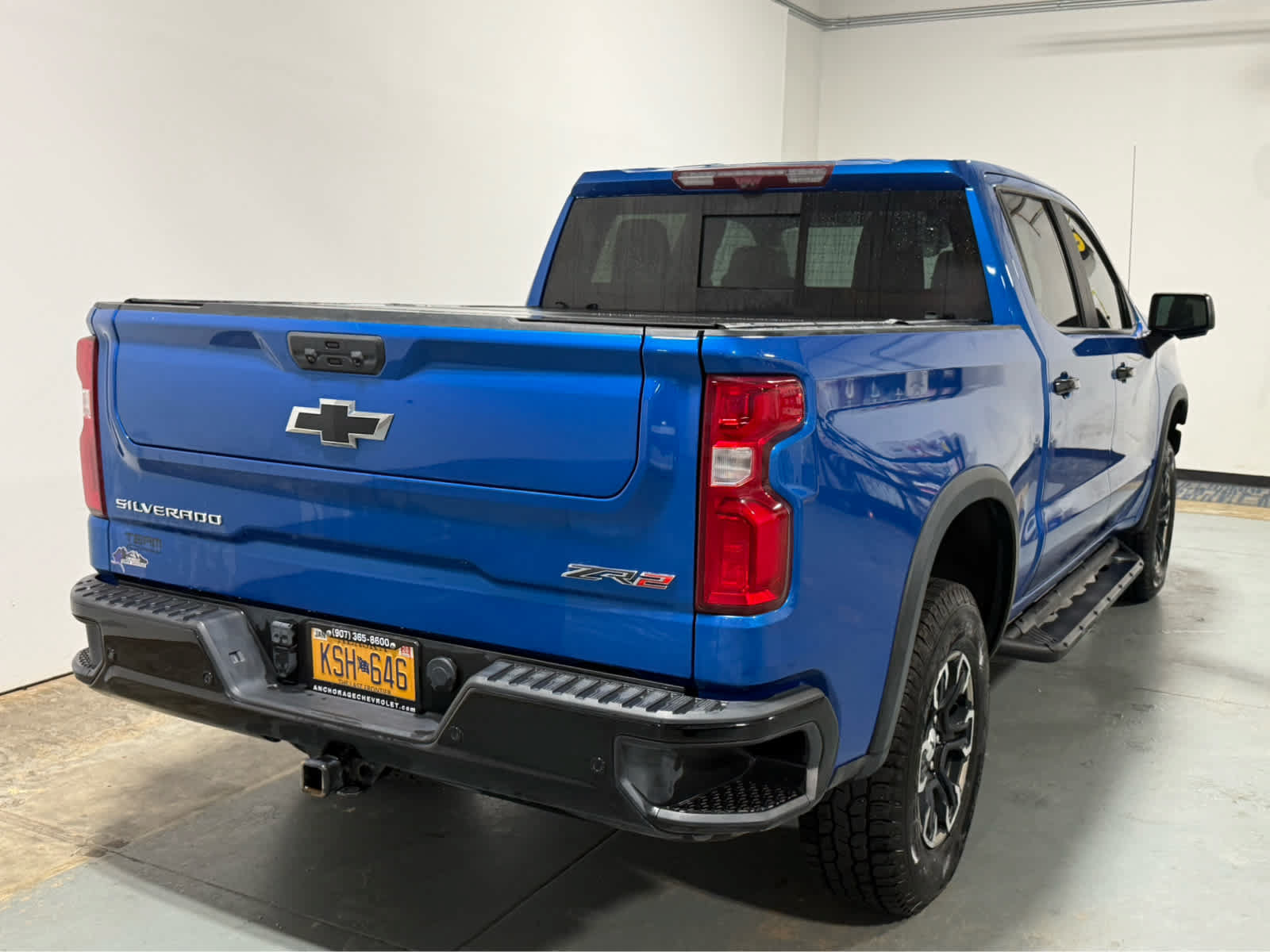 Used 2023 Chevrolet Silverado 1500 ZR2 w/ Technology Package AWD/4WD image 7