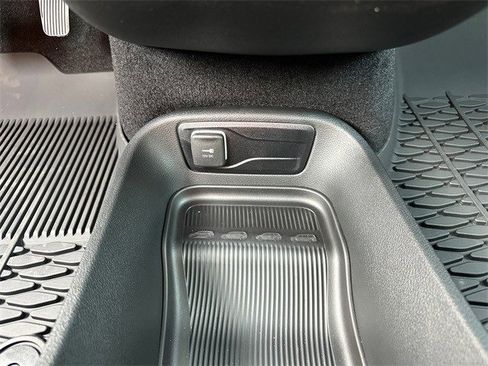 New 2025 Chrysler Pacifica Select image 20