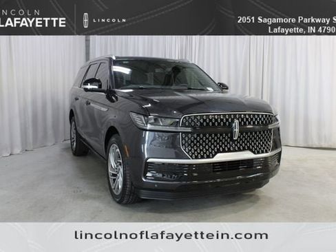 New 2026 Lincoln Navigator Reserve AWD/4WD image 1