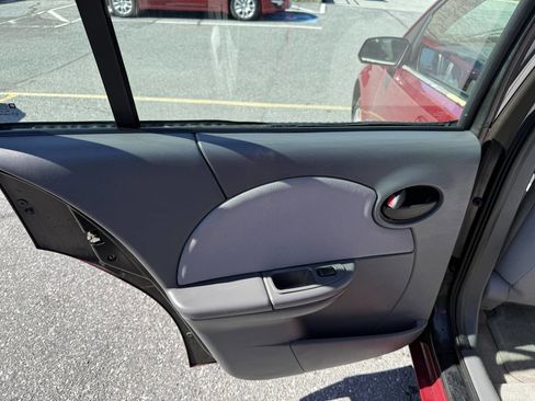 Used 2004 Saturn ION Level 2 w/ Power Pkg image 13