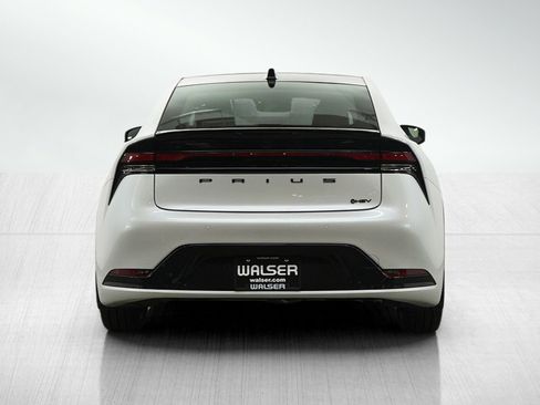 Used 2025 Toyota Prius AWD image 4