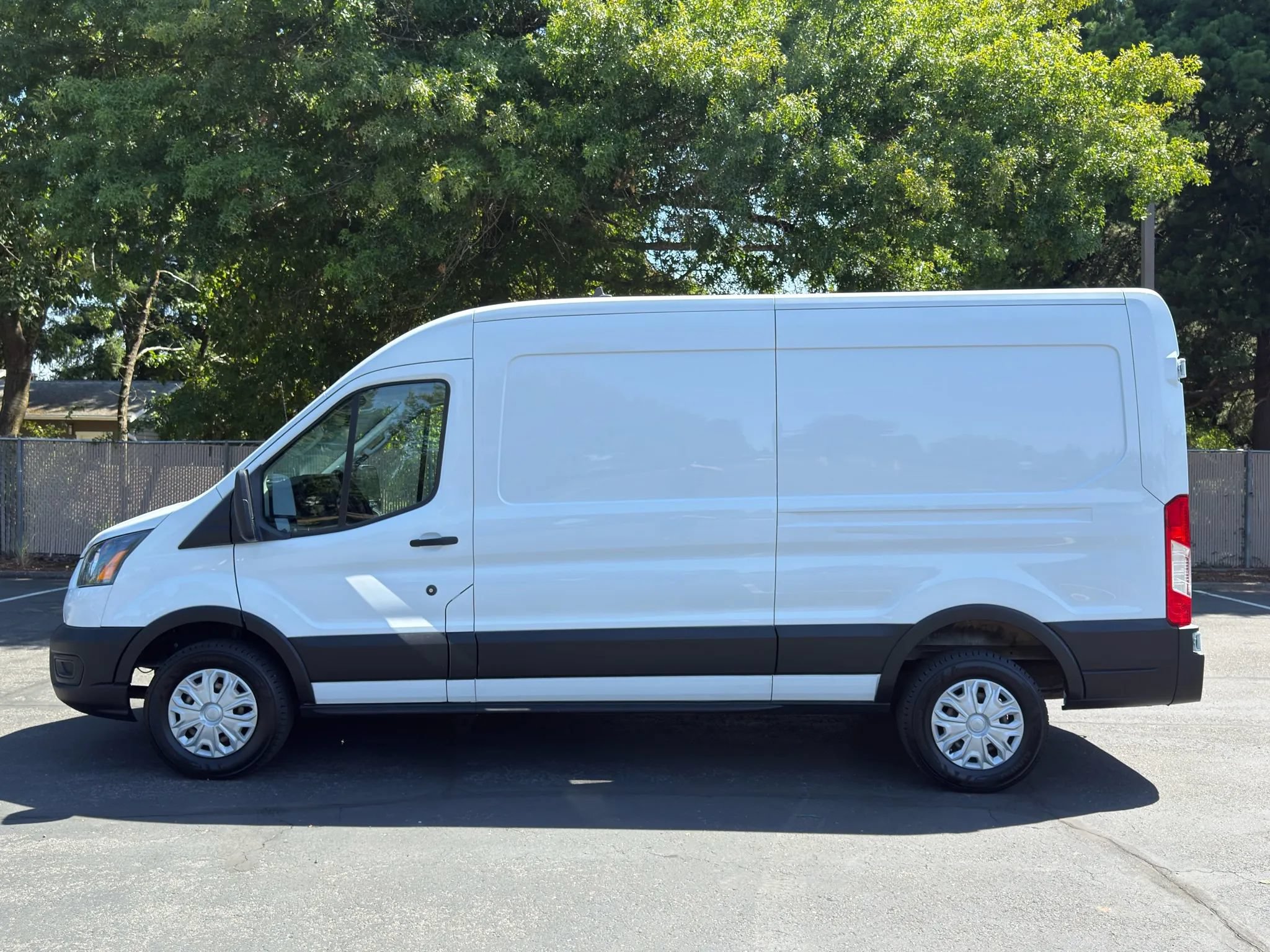 Used 2021 Ford Transit 250 Medium Roof RWD image 2