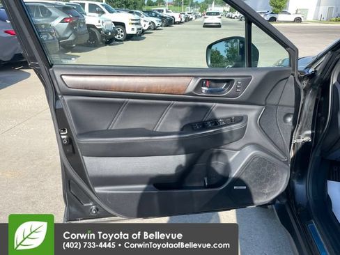 Used 2018 Subaru Outback 2.5i Limited AWD/4WD image 18