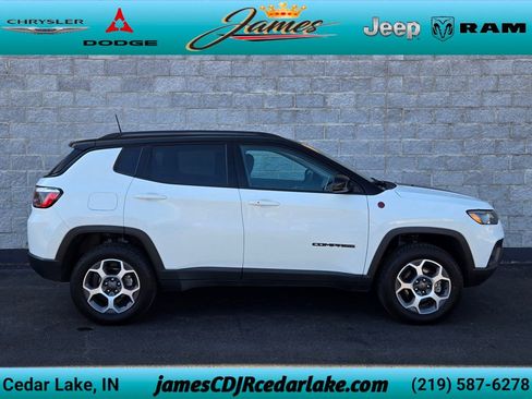 Used 2022 Jeep Compass Trailhawk w/ Trailer Tow Group AWD/4WD image 6