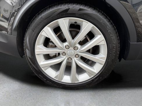 Used 2022 Land Rover Discovery S image 20