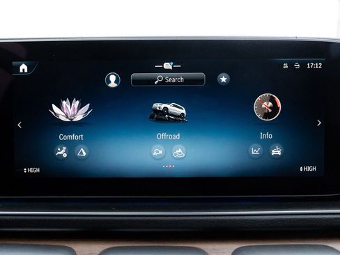 Used 2024 Mercedes-Benz GLS 450 4MATIC image 24