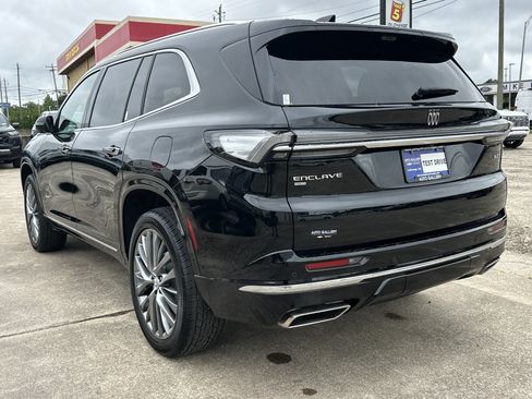 Certified 2025 Buick Enclave Avenir w/ Super Cruise Package AWD/4WD image 8