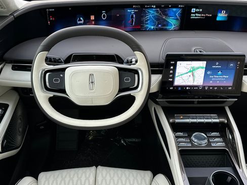 New 2026 Lincoln Nautilus Black Label w/ Jet Appearance Package image 13