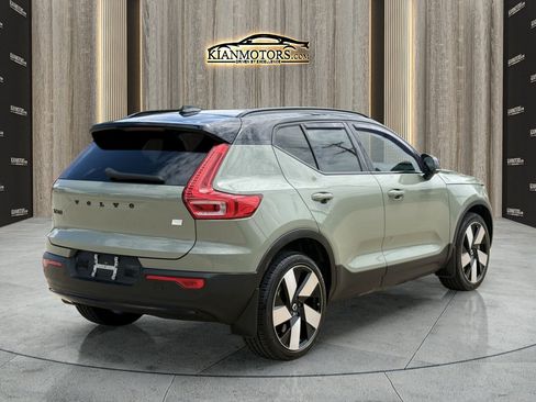 Used 2023 Volvo XC40 Recharge Ultimate AWD/4WD image 7