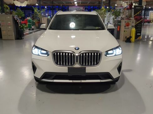 Used 2022 BMW X3 xDrive30i w/ Premium Package 2 AWD/4WD image 3